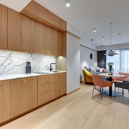 Deo Plaza Premium Apartments & Spa 格但斯克 外观 照片