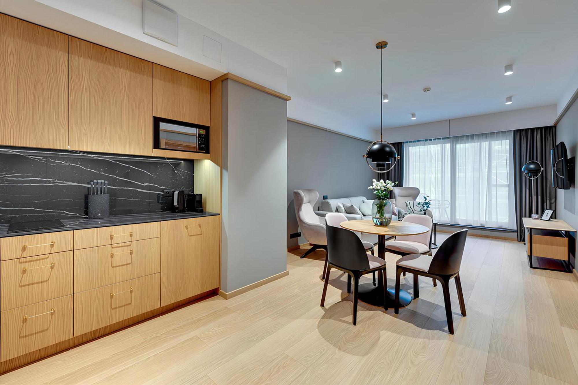 Deo Plaza Premium Apartments & Spa 格但斯克 外观 照片