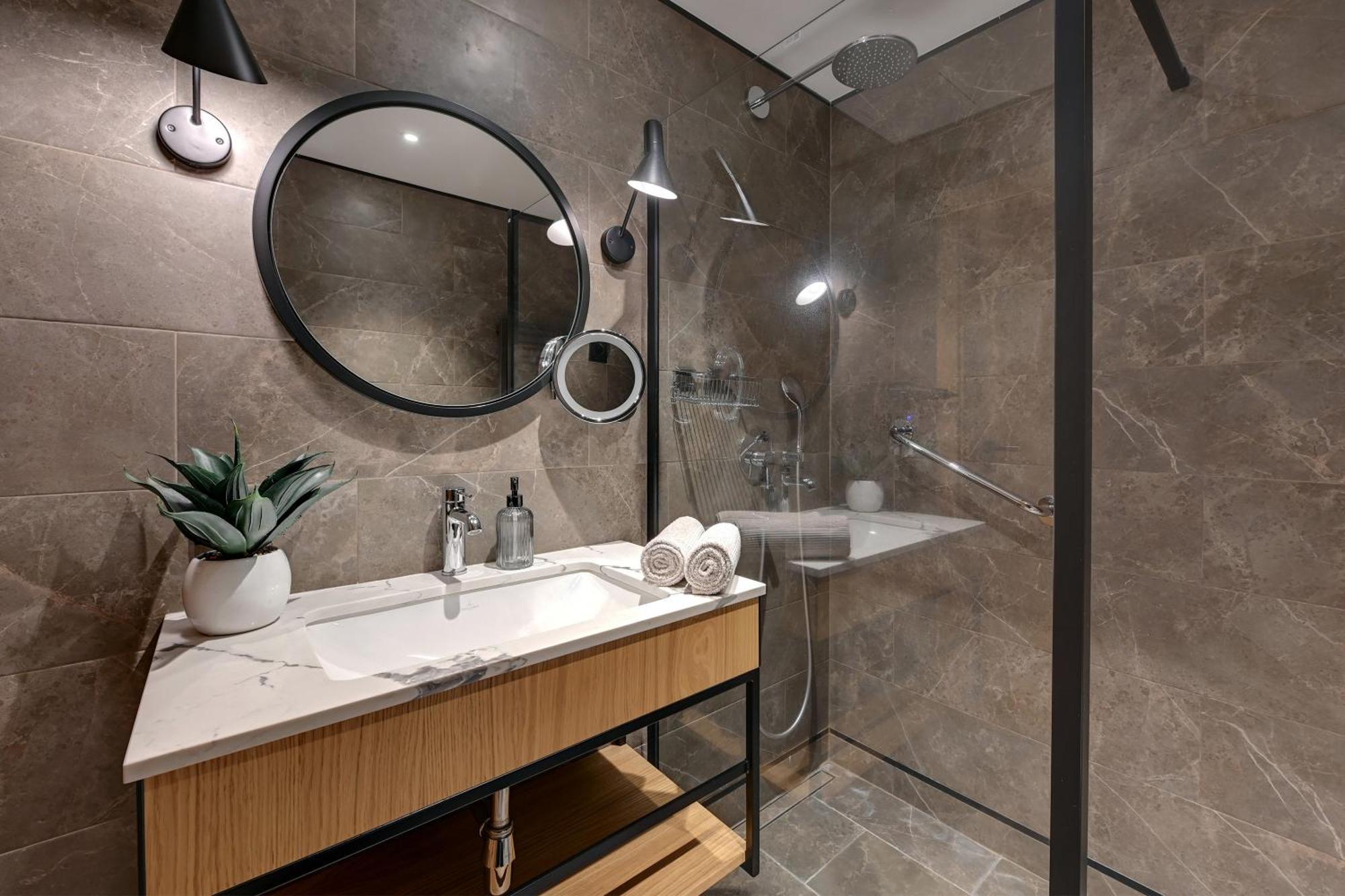 Deo Plaza Premium Apartments & Spa 格但斯克 外观 照片